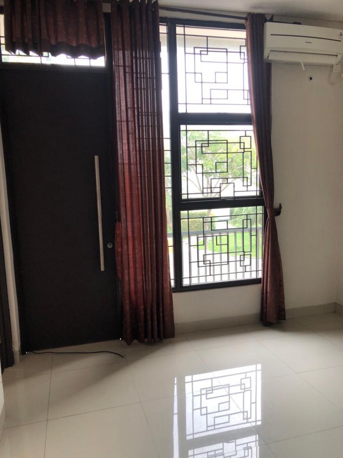 Rumah Disewakan di Cluster Cosmo Lippo Cikarang